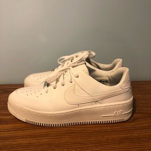 Nike Air Force 1 low sage